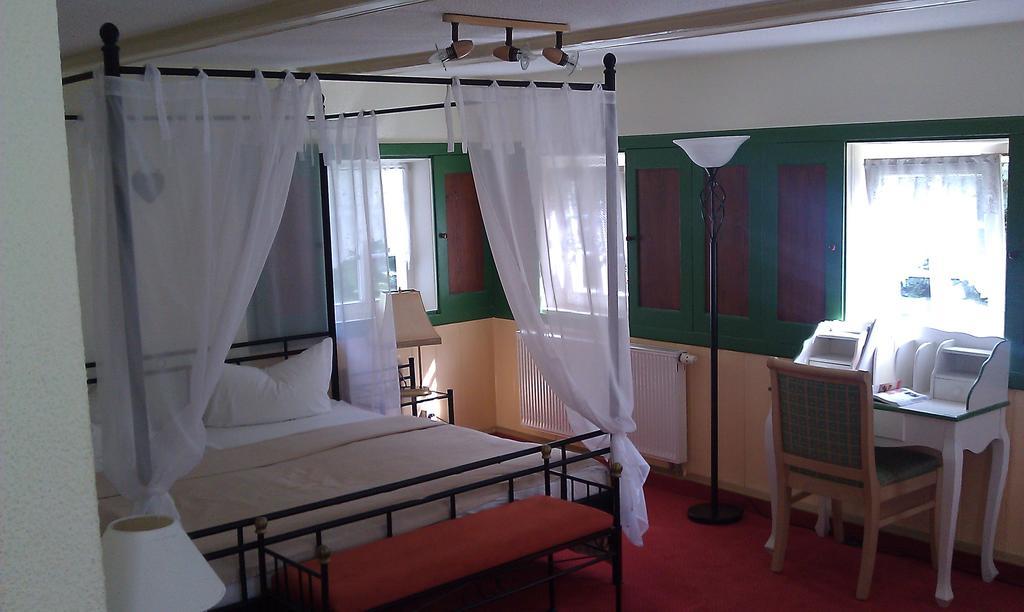 Romantik Hotel Zum Lindengarten Kurort Jonsdorf Bagian luar foto